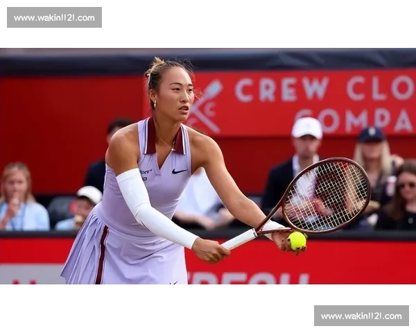 郑钦文鏖战温网！两升水饮尽追平，对手疑似爆粗引争议